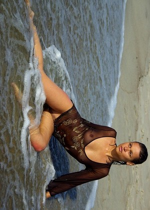 Nudebeachdreams Model